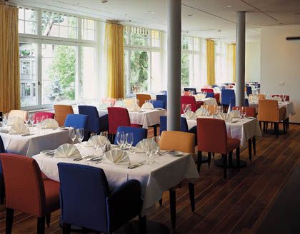Zurich Development Center 호텔 레스토랑 사진